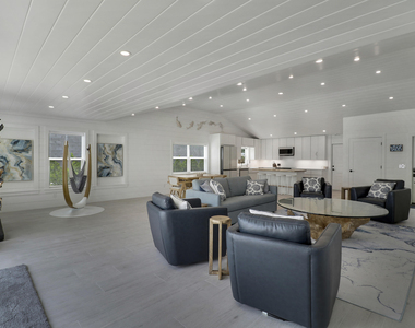2443 E Edgewater Drive - Photo Thumbnail 8