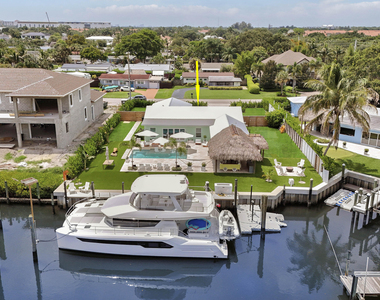 2443 E Edgewater Drive - Photo Thumbnail 62