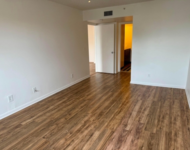 1450 Se 3rd Avenue - Photo Thumbnail 9