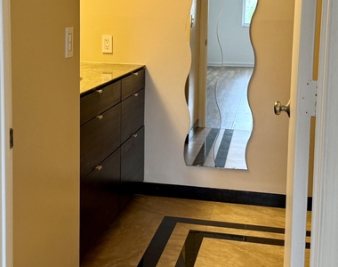 1450 Se 3rd Avenue - Photo Thumbnail 10