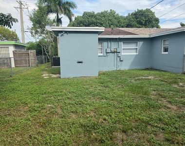 2131 Nw 26th Avenue - Photo Thumbnail 16