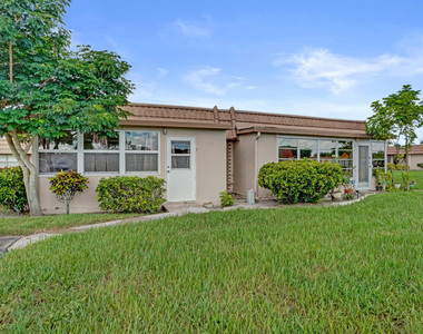 338 Seville O - Photo Thumbnail 46