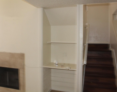 9809 Walnut Street - Photo Thumbnail 11