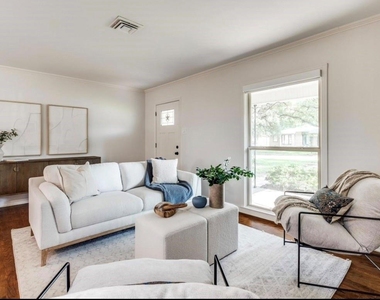 1323 Engle Avenue - Photo Thumbnail 3