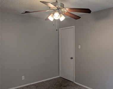 5124 Sears Drive - Photo Thumbnail 14