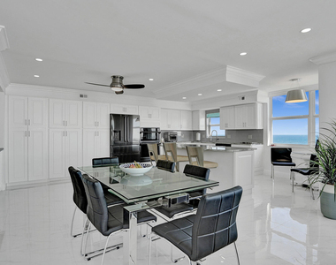 5200 N Ocean Boulevard - Photo Thumbnail 8