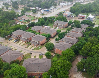 7905 Butler Court - Photo Thumbnail 2