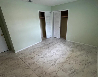 5891 Ne 18th Avenue - Photo Thumbnail 5