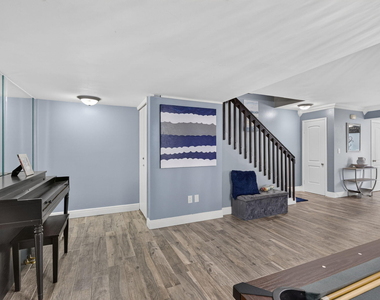 20533 Ne 6th Court - Photo Thumbnail 8