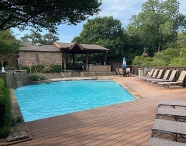 5616 Preston Oaks Road - Photo Thumbnail 8