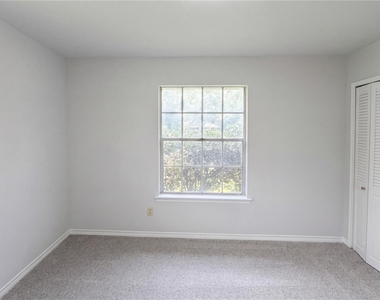 3327 Portlock Drive - Photo Thumbnail 9