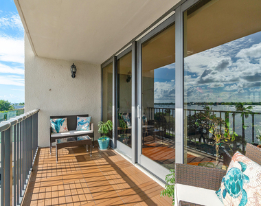 5600 N Flagler Drive - Photo Thumbnail 14