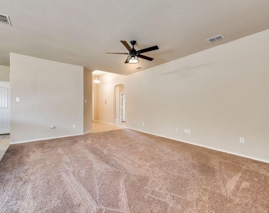 6320 Eagle Pier Way - Photo Thumbnail 3