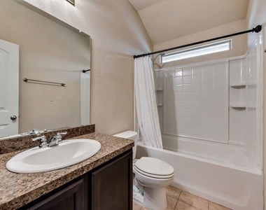 6320 Eagle Pier Way - Photo Thumbnail 17
