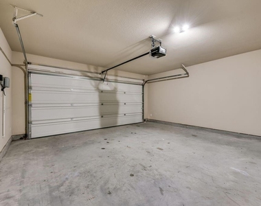 6320 Eagle Pier Way - Photo Thumbnail 21
