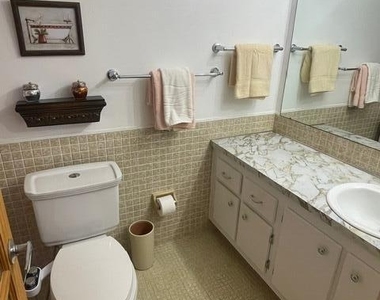 4740 Nw 21st Street - Photo Thumbnail 23