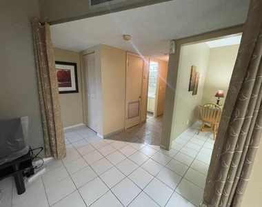 4740 Nw 21st Street - Photo Thumbnail 16