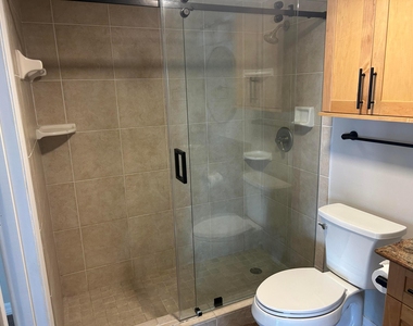 5100 Dupont Boulevard - Photo Thumbnail 8