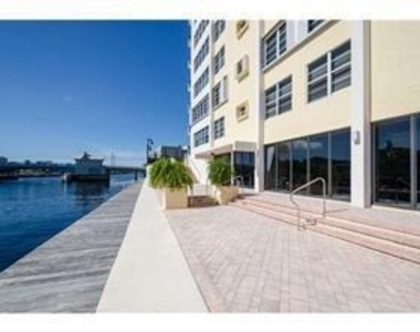 5100 Dupont Boulevard - Photo Thumbnail 22