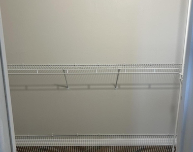 5100 Dupont Boulevard - Photo Thumbnail 36