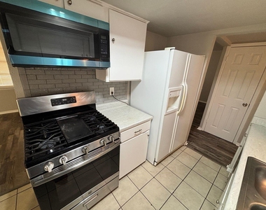 2522 Cunningham Street - Photo Thumbnail 14