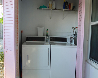 614 Palm Street - Photo Thumbnail 15