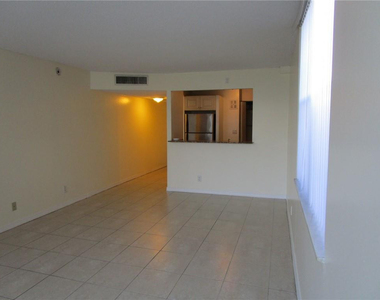 4501 Ne 21st Avenue - Photo Thumbnail 2
