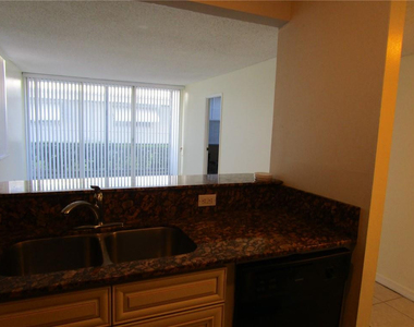 4501 Ne 21st Avenue - Photo Thumbnail 11