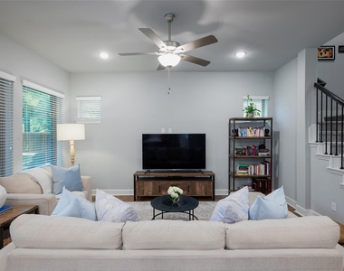 3436 Evening Petal Lane - Photo Thumbnail 7