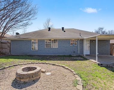 114 Prairie Creek Circle - Photo Thumbnail 25