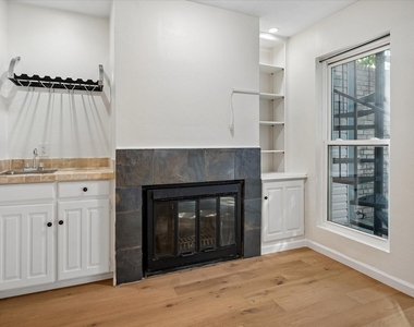 3815 Holland Avenue - Photo Thumbnail 5