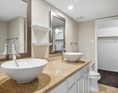 3815 Holland Avenue - Photo Thumbnail 19