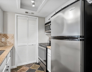 3815 Holland Avenue - Photo Thumbnail 7