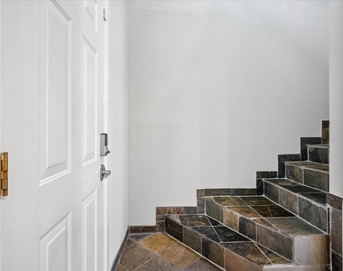 3815 Holland Avenue - Photo Thumbnail 16