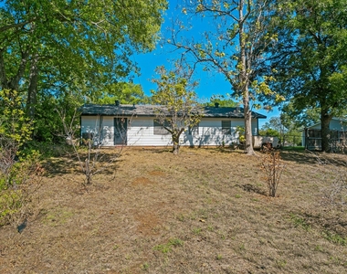 404 Limestone Drive - Photo Thumbnail 20