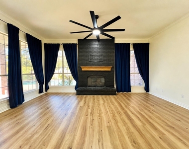 1606 Sarah Brooks Drive - Photo Thumbnail 15