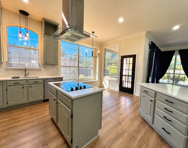 1606 Sarah Brooks Drive - Photo Thumbnail 11
