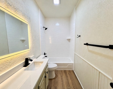 1606 Sarah Brooks Drive - Photo Thumbnail 27
