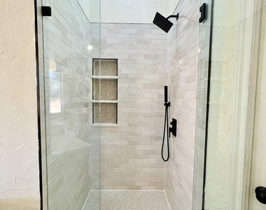 1606 Sarah Brooks Drive - Photo Thumbnail 22