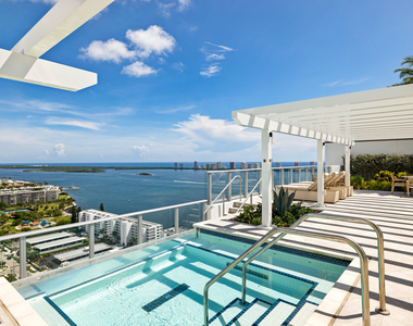 220 Lake Shore Drive - Photo Thumbnail 42