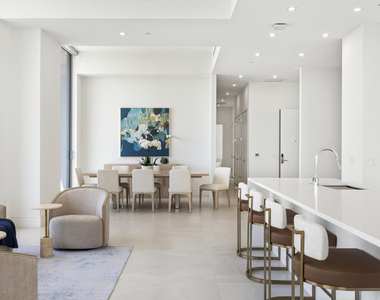 220 Lake Shore Drive - Photo Thumbnail 13