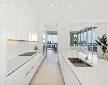 220 Lake Shore Drive - Photo Thumbnail 9