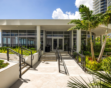 220 Lake Shore Drive - Photo Thumbnail 64