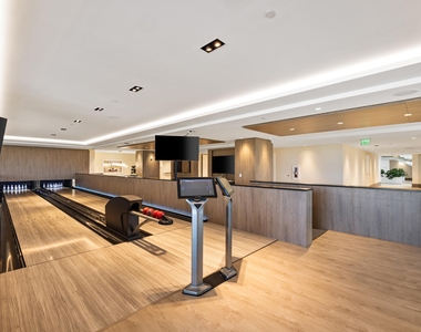 220 Lake Shore Drive - Photo Thumbnail 74