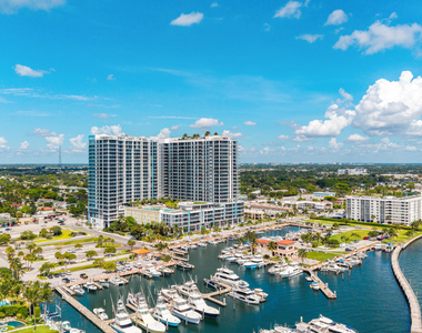 220 Lake Shore Drive - Photo Thumbnail 45