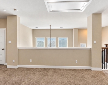 1621 Rose Willow Way - Photo Thumbnail 19