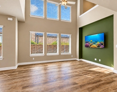 1621 Rose Willow Way - Photo Thumbnail 4