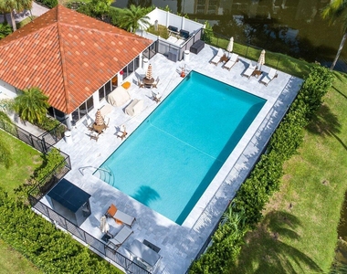 7370 Orangewood Lane - Photo Thumbnail 24