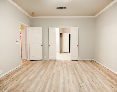 11354 Still Hollow Drive - Photo Thumbnail 9