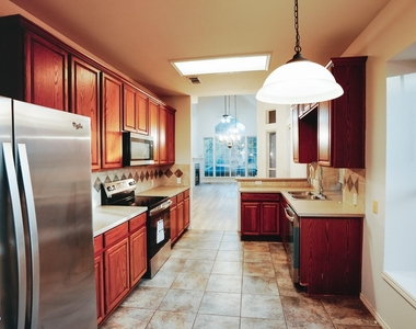 11354 Still Hollow Drive - Photo Thumbnail 6